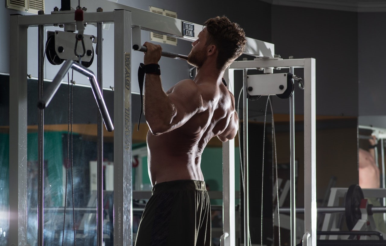 arched back pull ups