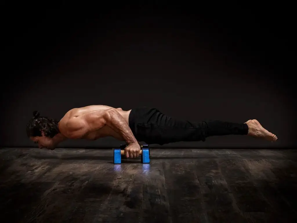 bent arm planche