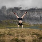 How To Do a Straddle Press To Handstand