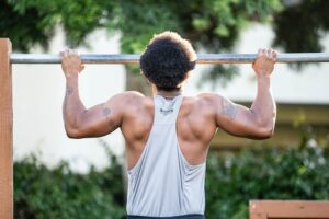 Do Calisthenics Make You Stronger Than Weights